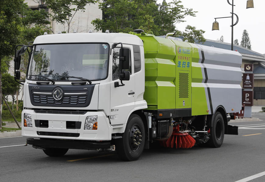 東風(fēng)天錦洗掃車 水9方塵7方