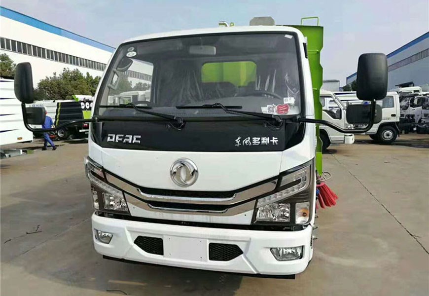 東風多利卡5方掃路車 國六